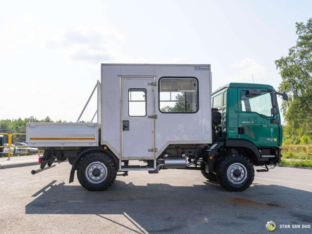 MAN TGM 13.240 4x4 BL Double Cab Camper BUS - 캡 새시 트럭 : 사진 2 MAN TGM 13.240 4x4 BL Double Cab Camper BUS - 캡 새시 트럭 : 사진 2