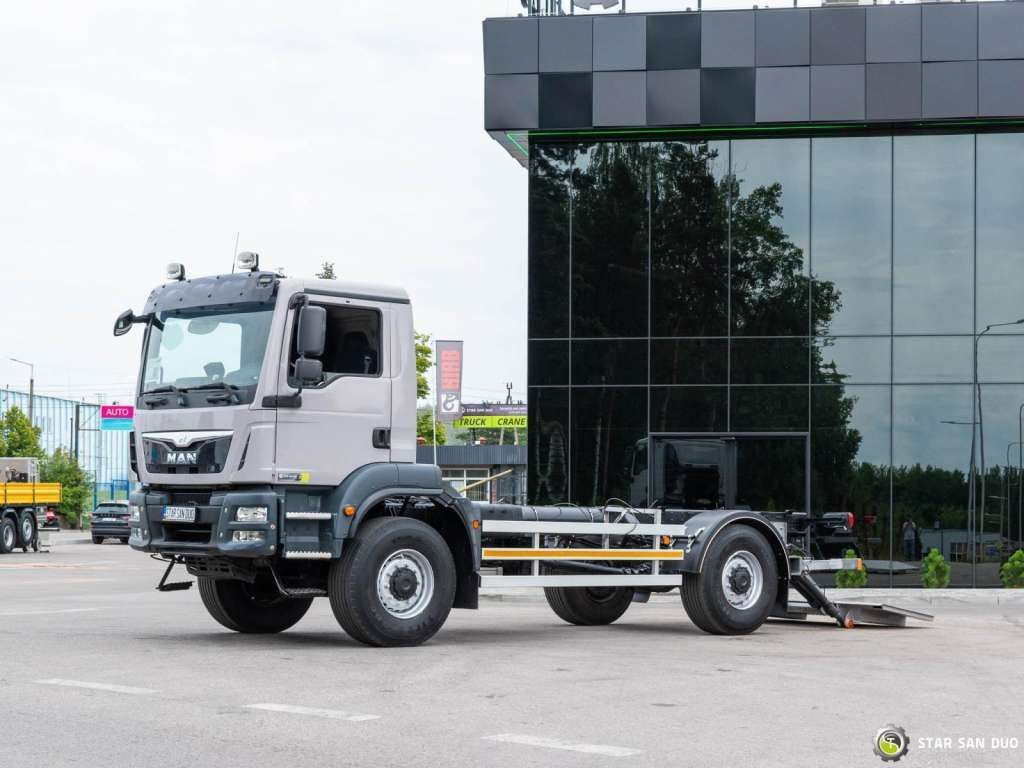 MAN TGM 18.290 4x4 Chassis Camper Single Wheels - 캡 새시 트럭 : 사진 4 MAN TGM 18.290 4x4 Chassis Camper Single Wheels - 캡 새시 트럭 : 사진 4