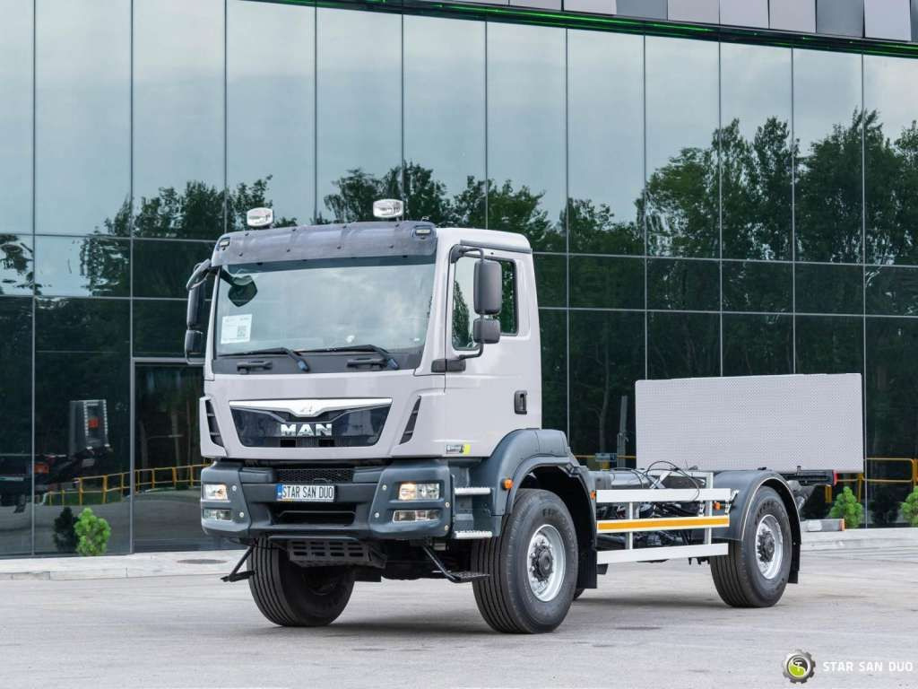 MAN TGM 18.290 4x4 Chassis Camper Single Wheels - 캡 새시 트럭 : 사진 3 MAN TGM 18.290 4x4 Chassis Camper Single Wheels - 캡 새시 트럭 : 사진 3