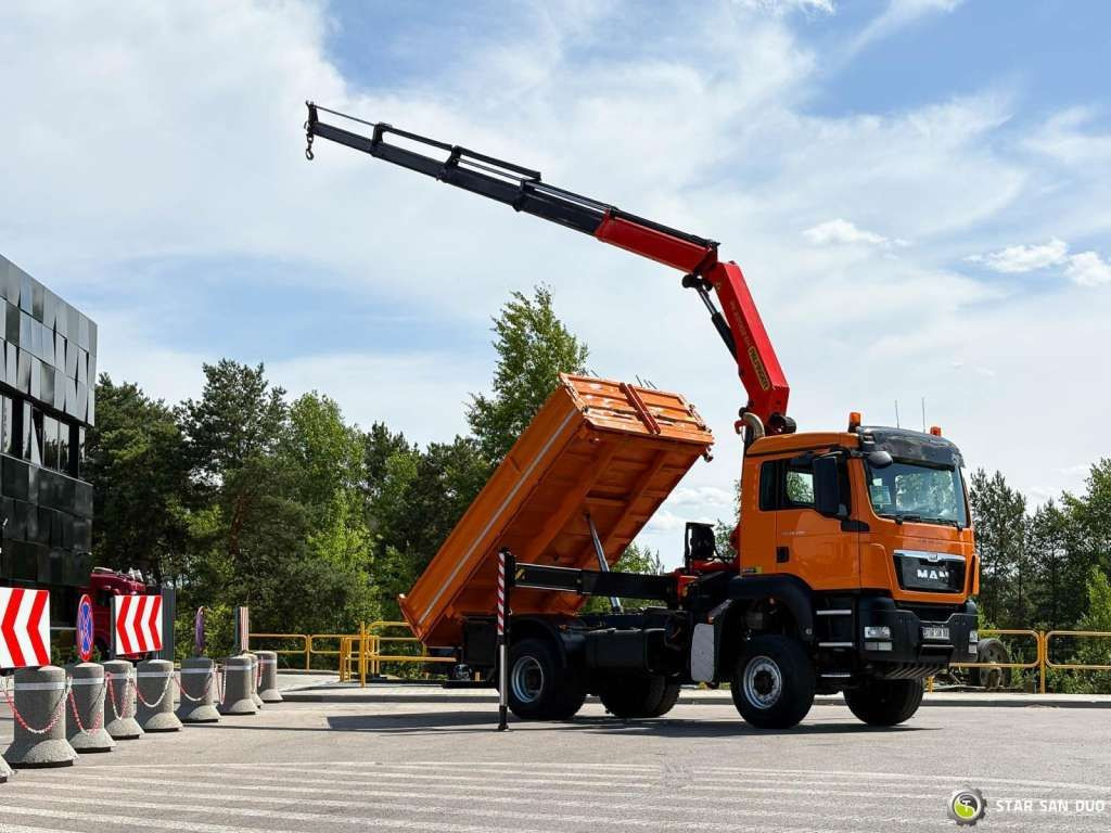 MAN TGS 18.480 4x4 PALFINGER PK 22002 Crane Kipper - 크레인 트럭 : 사진 2 MAN TGS 18.480 4x4 PALFINGER PK 22002 Crane Kipper - 크레인 트럭 : 사진 2
