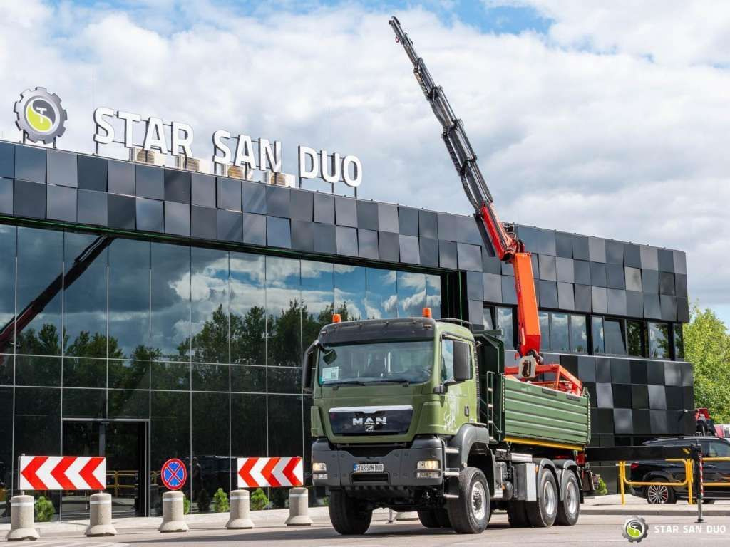 MAN TGS 35.480 PALFINGER PK 20002 HDS Grapple Tippe - 크레인 트럭 : 사진 2 MAN TGS 35.480 PALFINGER PK 20002 HDS Grapple Tippe - 크레인 트럭 : 사진 2