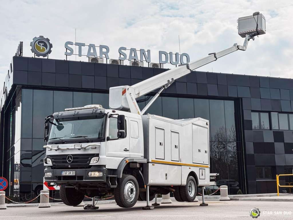 Mercedes-Benz 1529 4x4 Atego Lift Palfinger Wumag WT 230 - 트럭 탑재 고가작업 플랫폼 : 사진 3 Mercedes-Benz 1529 4x4 Atego Lift Palfinger Wumag WT 230 - 트럭 탑재 고가작업 플랫폼 : 사진 3