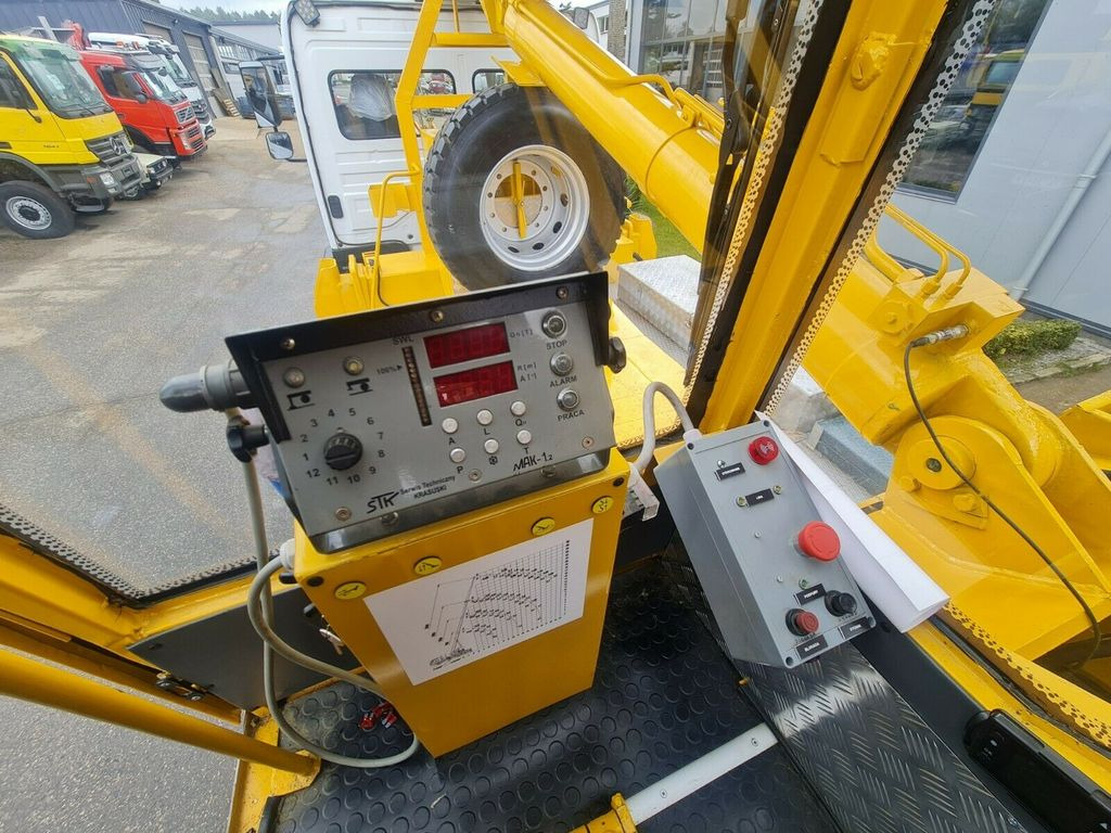 모바일 크레인 Mercedes-Benz 4x4 AD 14 CKD Euro 5 Cran KRAN : 사진 14