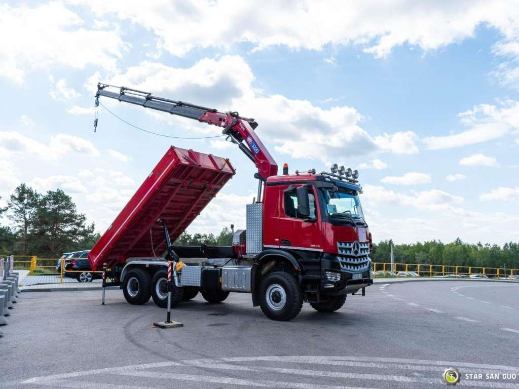 Mercedes-Benz AROCS 3345 6x6 HMF 3220 Winch Crane Tipper - 덤프트럭 : 사진 5 Mercedes-Benz AROCS 3345 6x6 HMF 3220 Winch Crane Tipper - 덤프트럭 : 사진 5