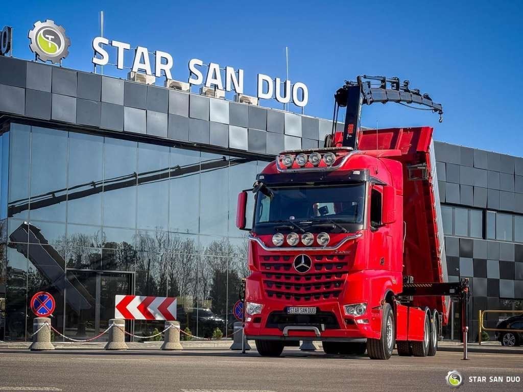 Mercedes-Benz AROCS 3358L 6x4 HIAB 192X-HIPRO E-6 Crane Kippe - 크레인 트럭 : 사진 4 Mercedes-Benz AROCS 3358L 6x4 HIAB 192X-HIPRO E-6 Crane Kippe - 크레인 트럭 : 사진 4