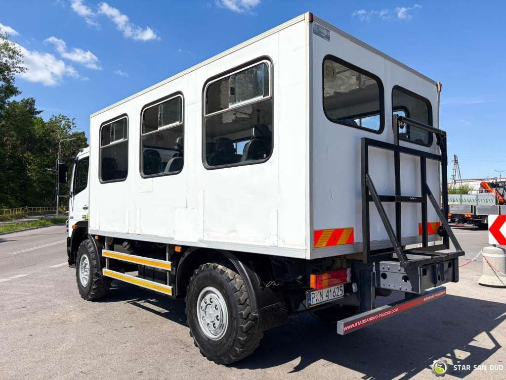 Mercedes-Benz ATEGO 1326 4x4 Double Cab Camper BUS - 캡 새시 트럭 : 사진 4 Mercedes-Benz ATEGO 1326 4x4 Double Cab Camper BUS - 캡 새시 트럭 : 사진 4
