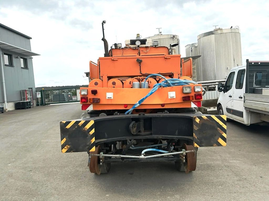 Unimog 1650 4x4 ZAGRO SCHIENEN TWO WAY RAIL ROAD - 지자체/ 특수 차량 : 사진 4 Unimog 1650 4x4 ZAGRO SCHIENEN TWO WAY RAIL ROAD - 지자체/ 특수 차량 : 사진 4