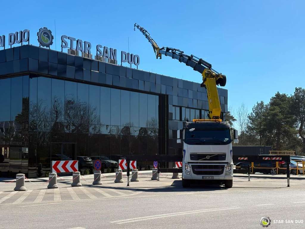 Volvo FH 520 8x4 HMF ODIN K6 EURO 5 FLY JIB Crane - 크레인 트럭 : 사진 2 Volvo FH 520 8x4 HMF ODIN K6 EURO 5 FLY JIB Crane - 크레인 트럭 : 사진 2