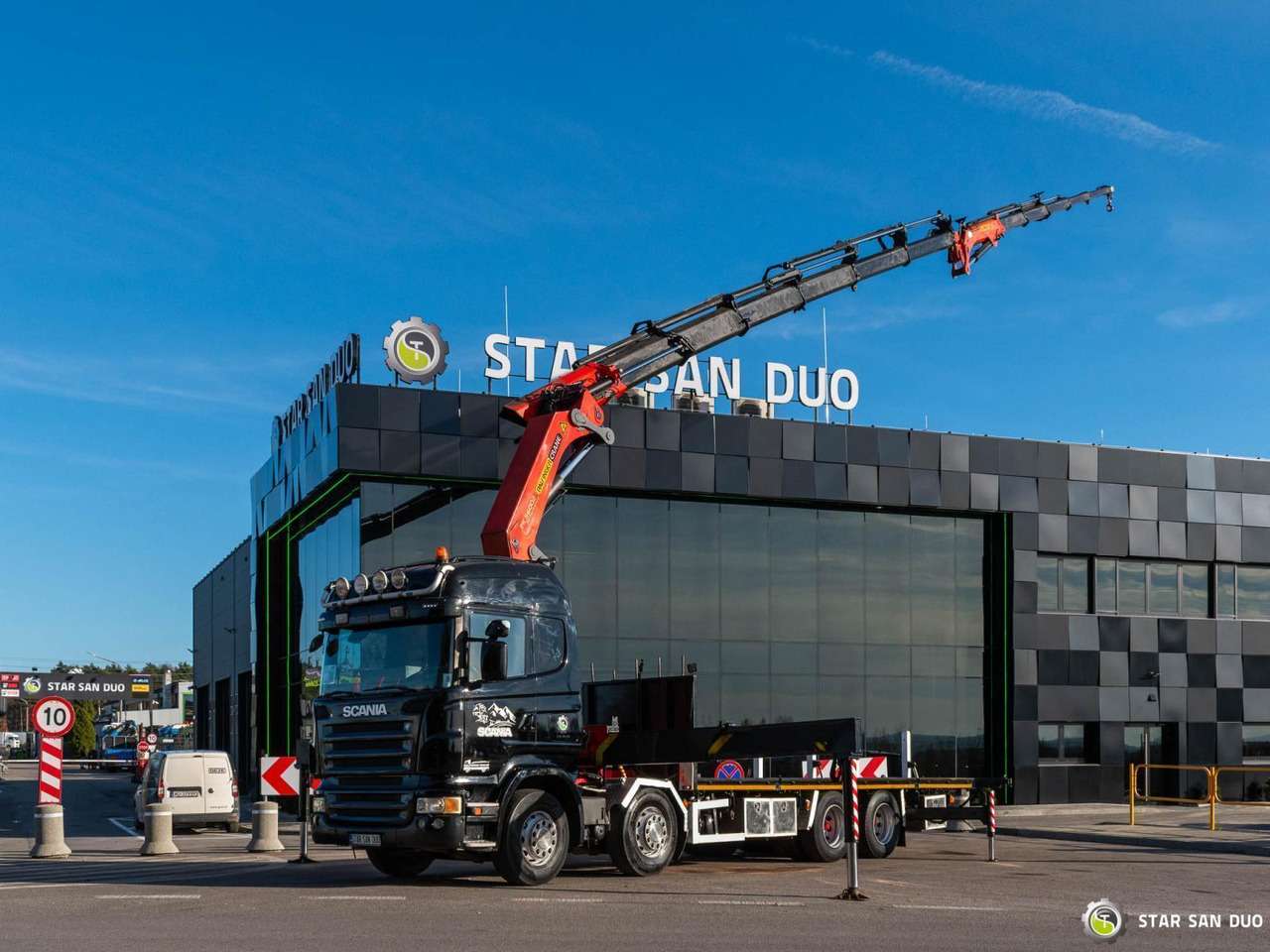 - 크레인 트럭 : 사진 3 - 크레인 트럭 : 사진 3