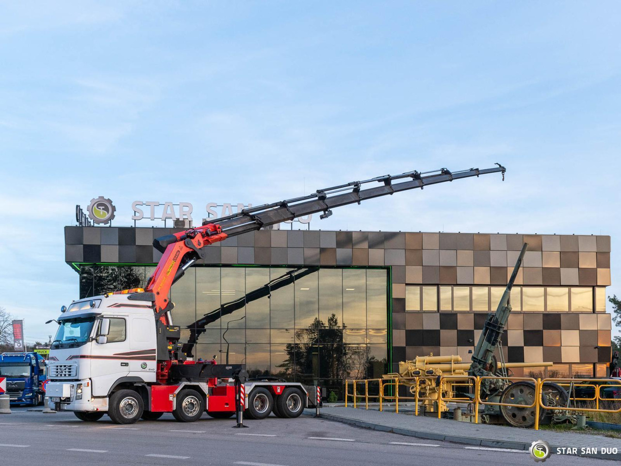 - 트랙터 유닛 : 사진 4 - 트랙터 유닛 : 사진 4