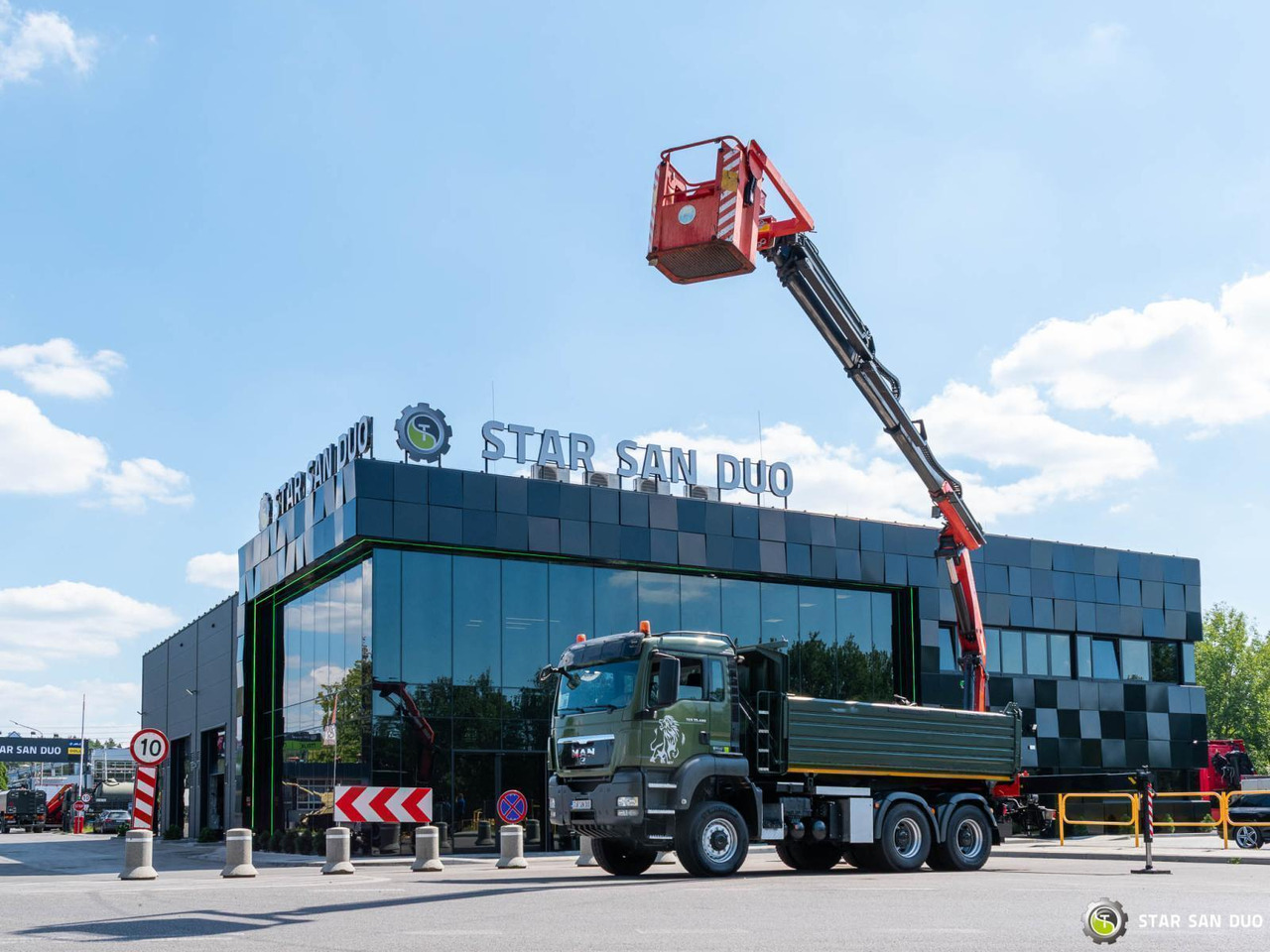 - 덤프트럭 : 사진 5 - 덤프트럭 : 사진 5