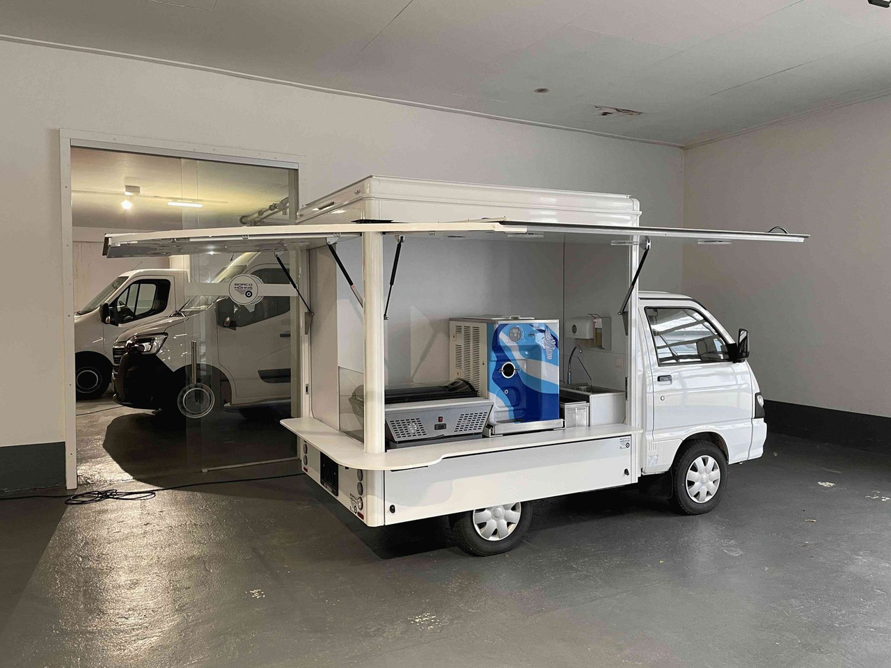 Piaggio Porter - 벤딩 트럭 : 사진 1 Piaggio Porter - 벤딩 트럭 : 사진 1