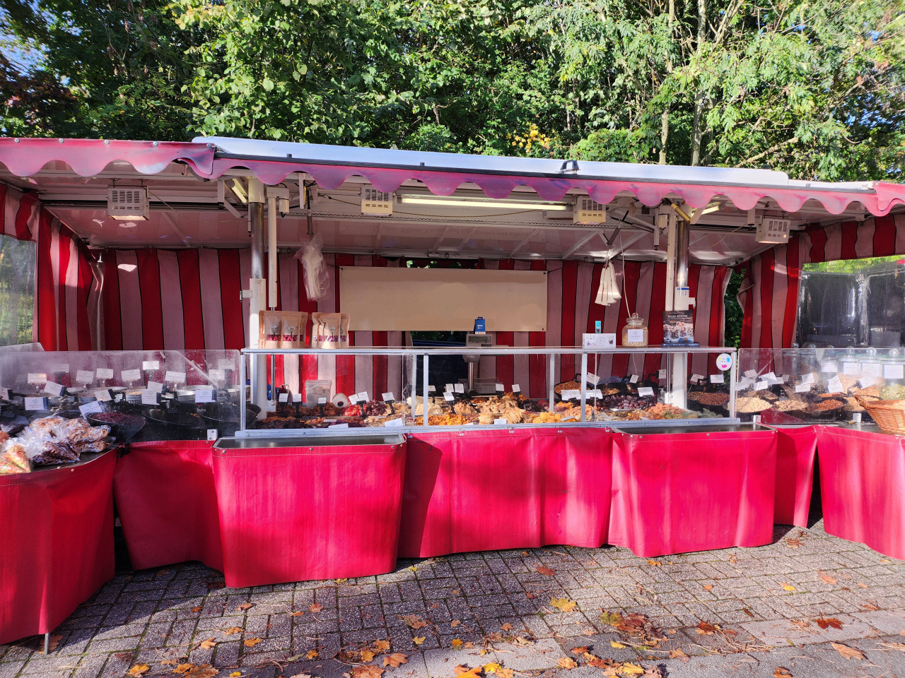 Verkaufsanhänger Alf - 자판기 트레일러 : 사진 2 Verkaufsanhänger Alf - 자판기 트레일러 : 사진 2