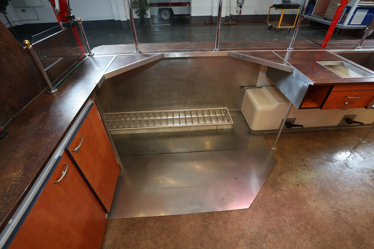 Verkaufsanhänger BORCO HÖHNS - 자판기 트레일러 : 사진 2 Verkaufsanhänger BORCO HÖHNS - 자판기 트레일러 : 사진 2