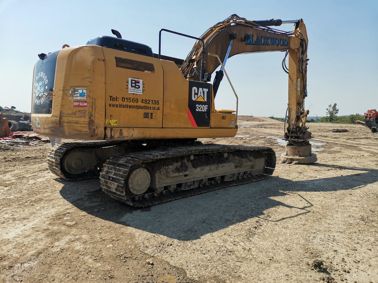 CATERPILLAR 320 F - 크롤러 굴삭기 : 사진 4 CATERPILLAR 320 F - 크롤러 굴삭기 : 사진 4