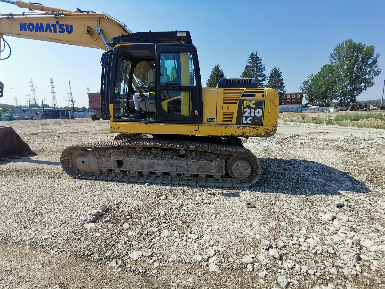 KOMATSU PC210 LC - 8 - 굴착기 : 사진 2 KOMATSU PC210 LC - 8 - 굴착기 : 사진 2