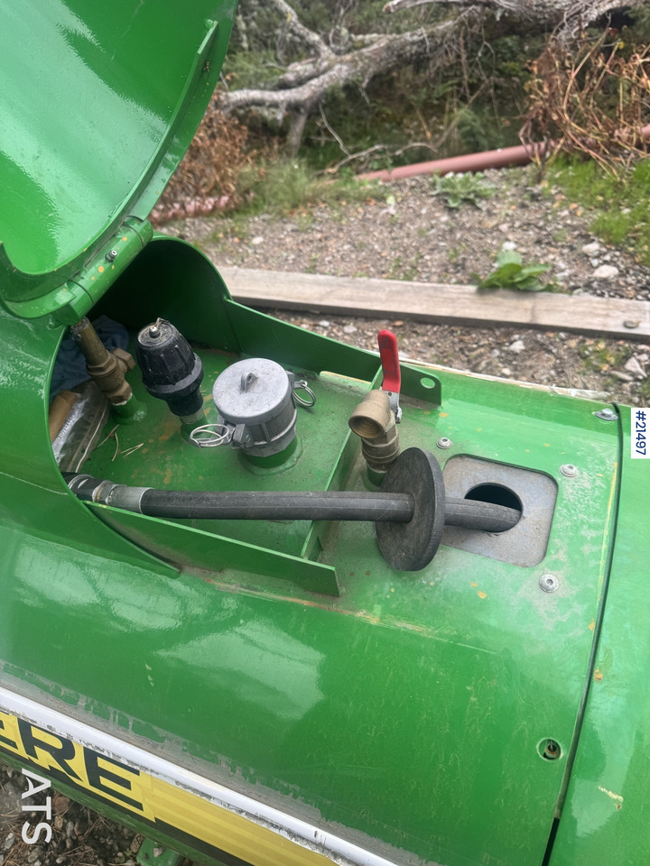 970 liter Disel tank - 저장 탱크, 부착물 : 사진 2 970 liter Disel tank - 저장 탱크, 부착물 : 사진 2