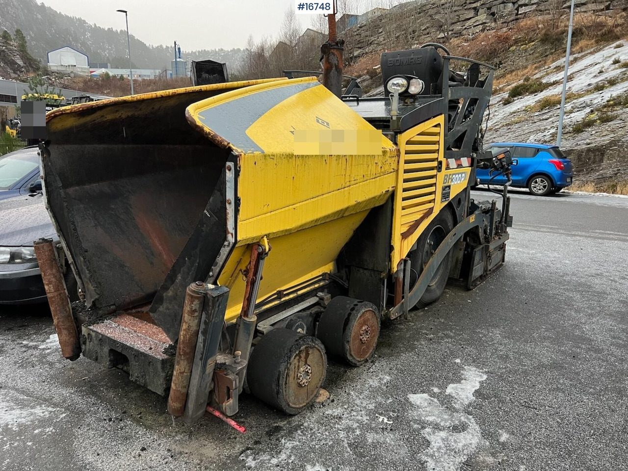 Bomag BF 300P - 아스팔트 기계 : 사진 1 Bomag BF 300P - 아스팔트 기계 : 사진 1