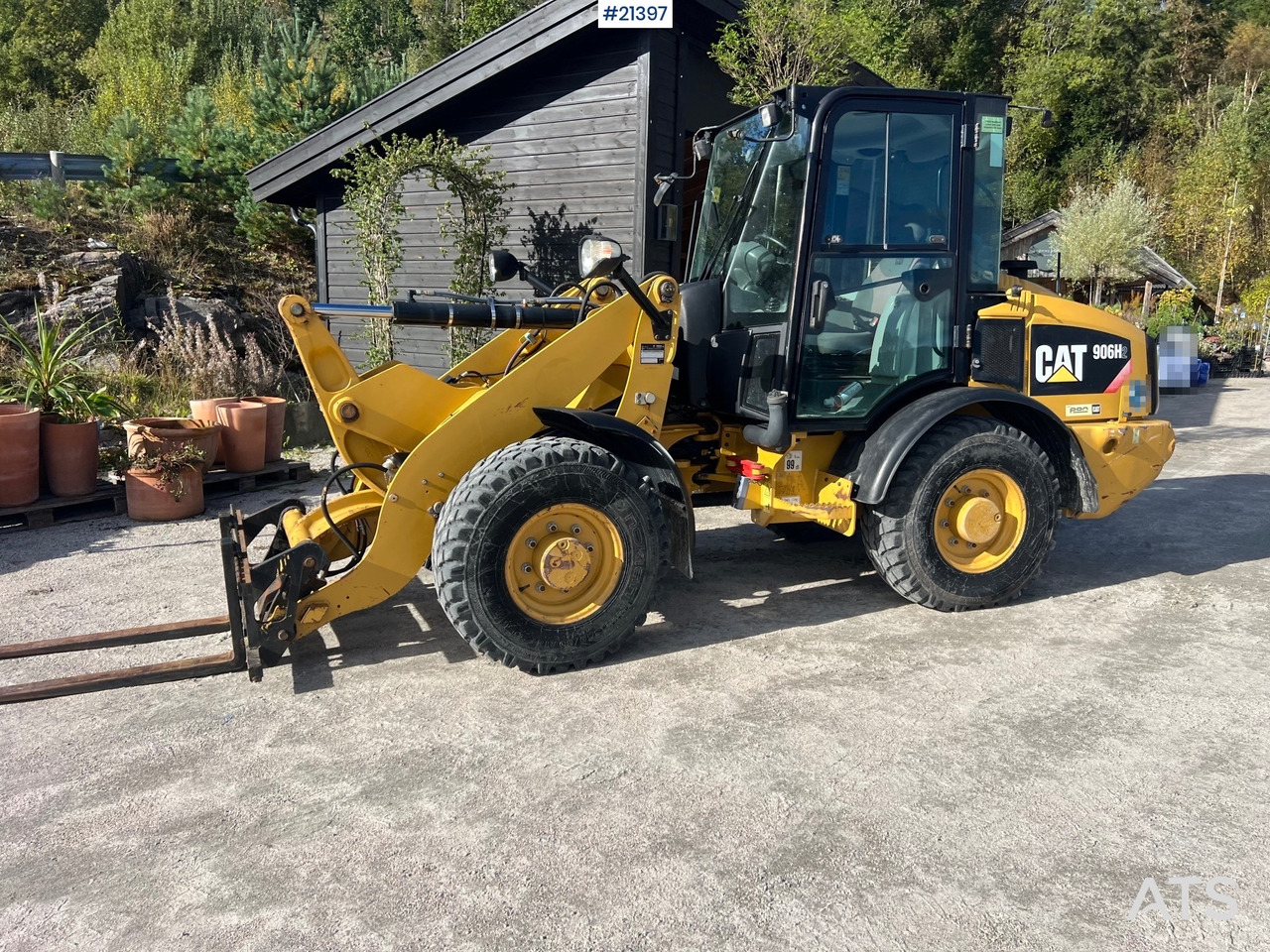 CAT 906H2 - 휠 로더 : 사진 2 CAT 906H2 - 휠 로더 : 사진 2