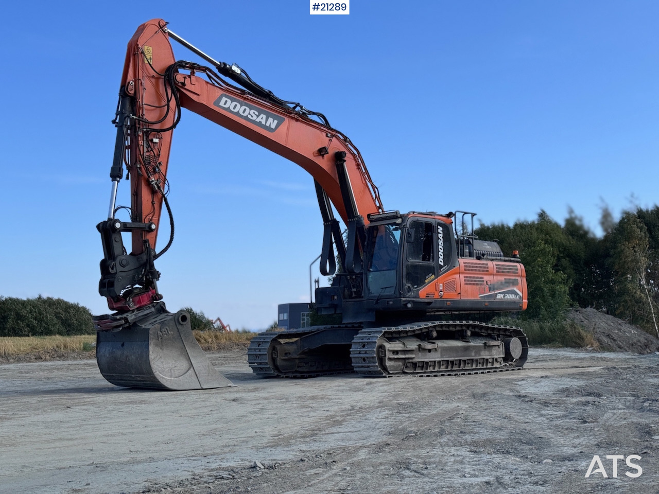 Doosan DX-300LC7 - 크롤러 굴삭기 : 사진 1 Doosan DX-300LC7 - 크롤러 굴삭기 : 사진 1