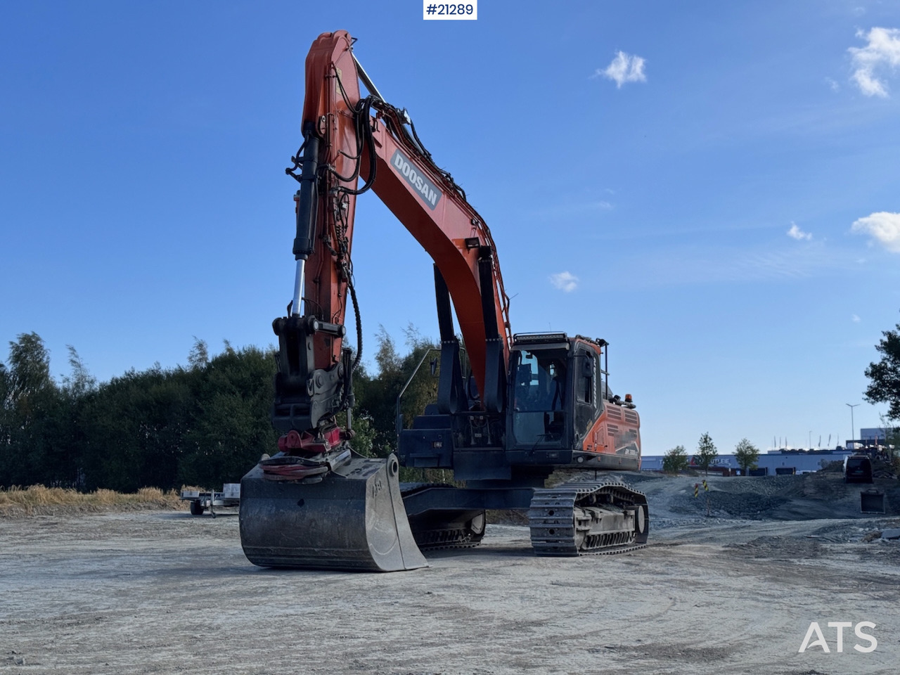 Doosan DX-300LC7 - 크롤러 굴삭기 : 사진 3 Doosan DX-300LC7 - 크롤러 굴삭기 : 사진 3