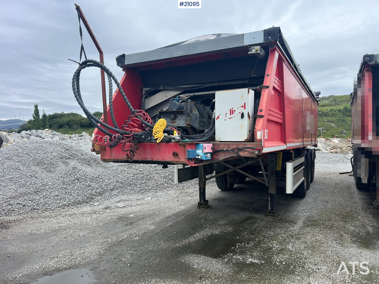 Fliegl Fahrzeugbau - 세미 트레일러, 아스팔트 기계 : 사진 1 Fliegl Fahrzeugbau - 세미 트레일러, 아스팔트 기계 : 사진 1