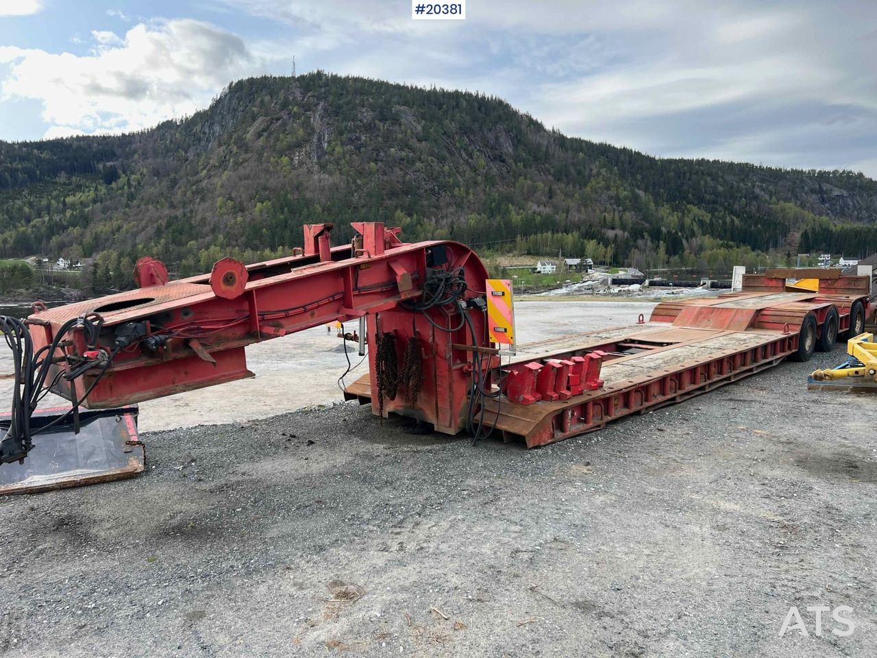 Hafo 3 axle Well trolley Rep.Object - 저하대 세미 트레일러 : 사진 2 Hafo 3 axle Well trolley Rep.Object - 저하대 세미 트레일러 : 사진 2