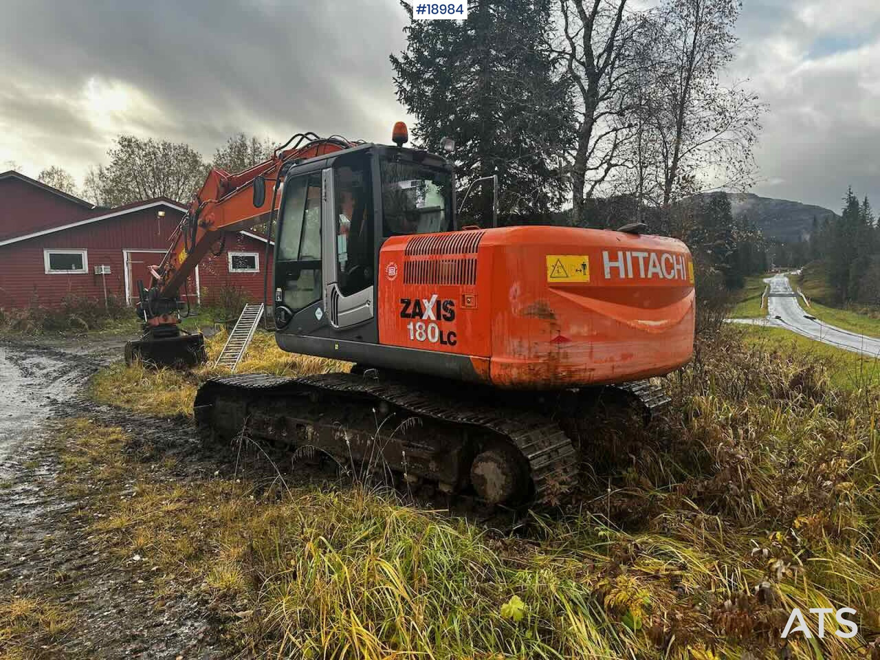 Hitachi ZX180LC-3 - 굴착기 : 사진 1 Hitachi ZX180LC-3 - 굴착기 : 사진 1