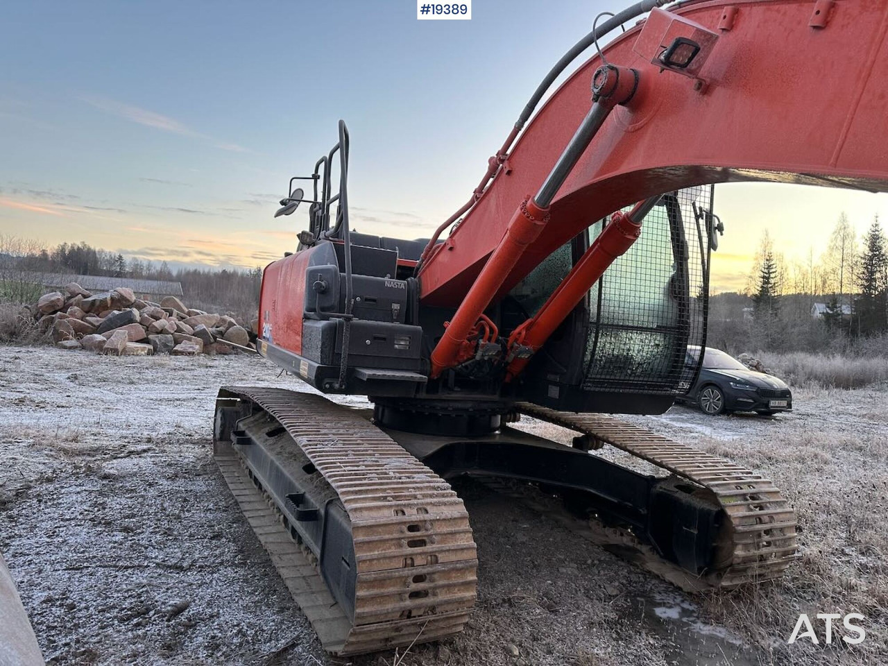 Hitachi ZX210LC-6 - 굴착기 : 사진 5 Hitachi ZX210LC-6 - 굴착기 : 사진 5