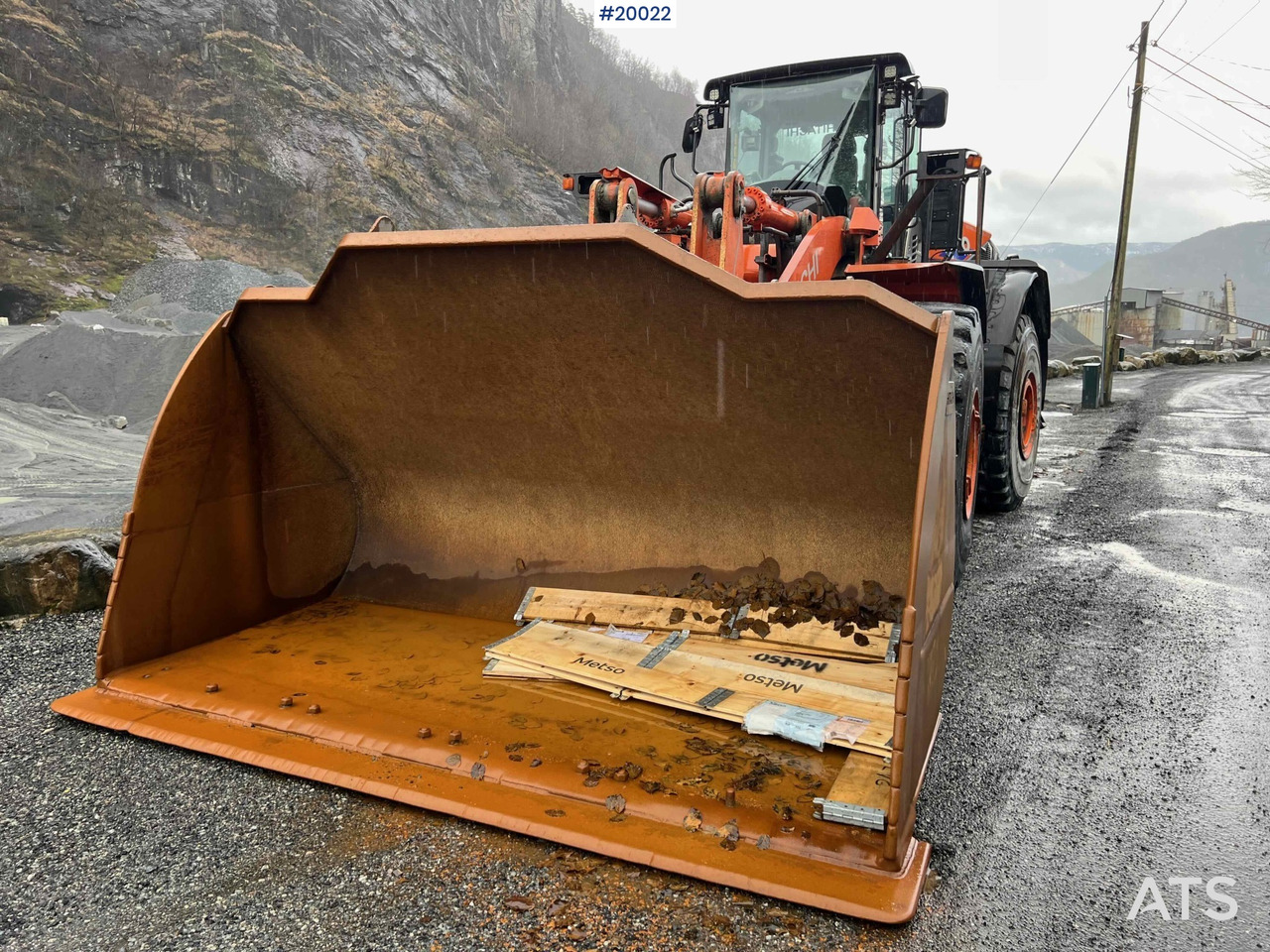 Hitachi zw370-6 - 휠 로더 : 사진 5 Hitachi zw370-6 - 휠 로더 : 사진 5