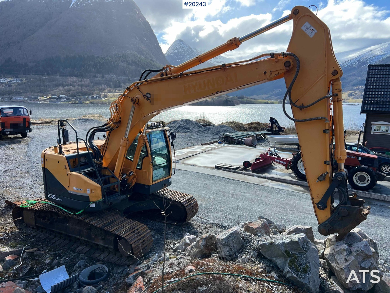 Hyundai Robex 235LCR-9 m/ Graveskuffe og gps - 굴착기 : 사진 1 Hyundai Robex 235LCR-9 m/ Graveskuffe og gps - 굴착기 : 사진 1