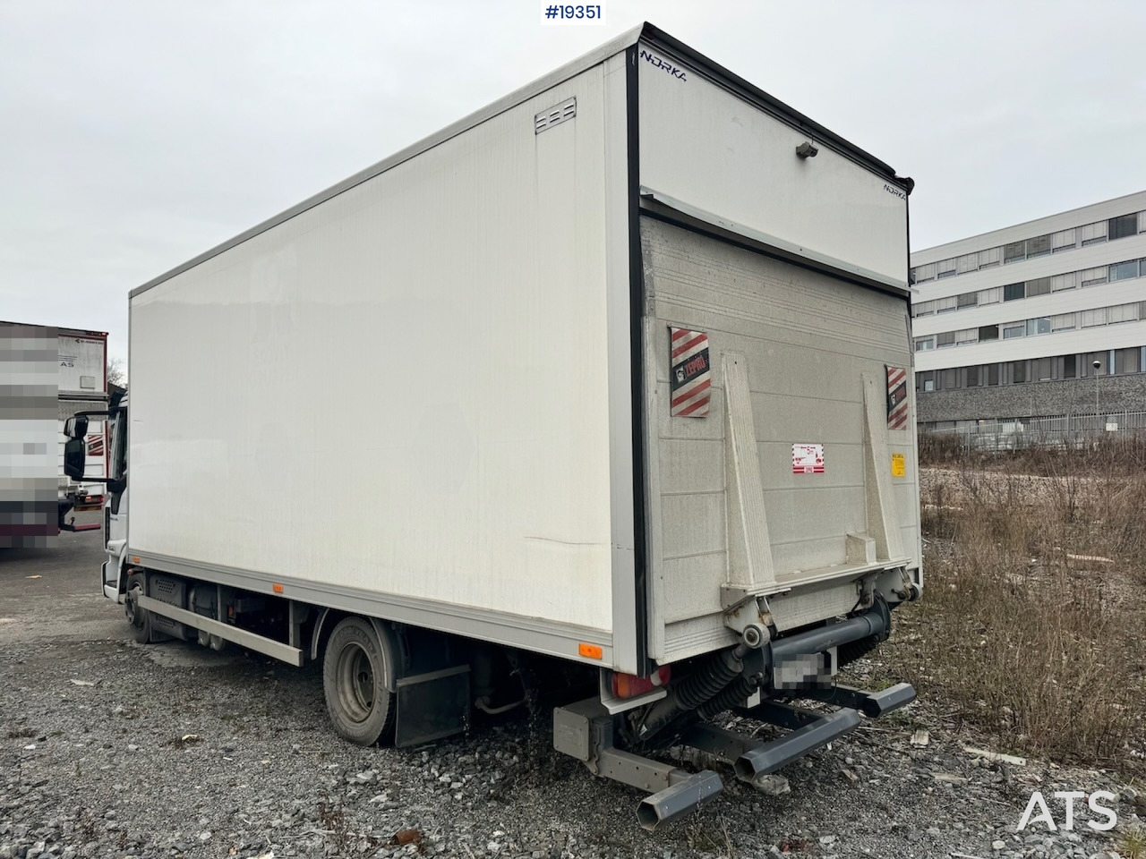 Iveco 75E - 박스 트럭 : 사진 5 Iveco 75E - 박스 트럭 : 사진 5