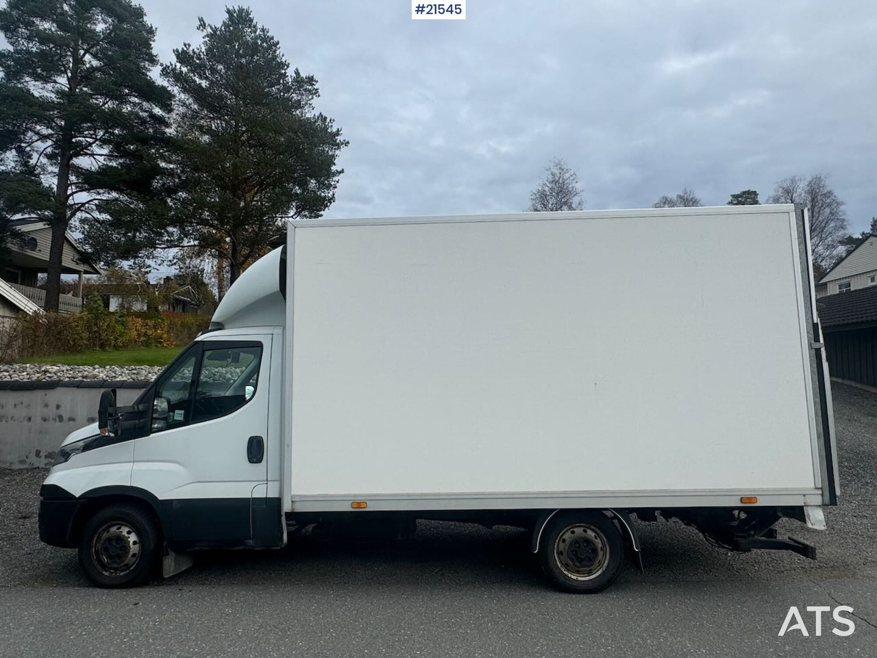 Iveco Daily DAILY - 박스 트럭 : 사진 2 Iveco Daily DAILY - 박스 트럭 : 사진 2