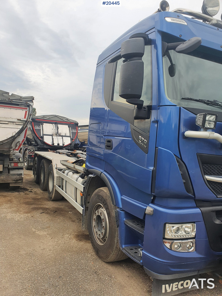 Iveco X-way Stralis 570 - 후크 리프트 트럭 : 사진 4 Iveco X-way Stralis 570 - 후크 리프트 트럭 : 사진 4