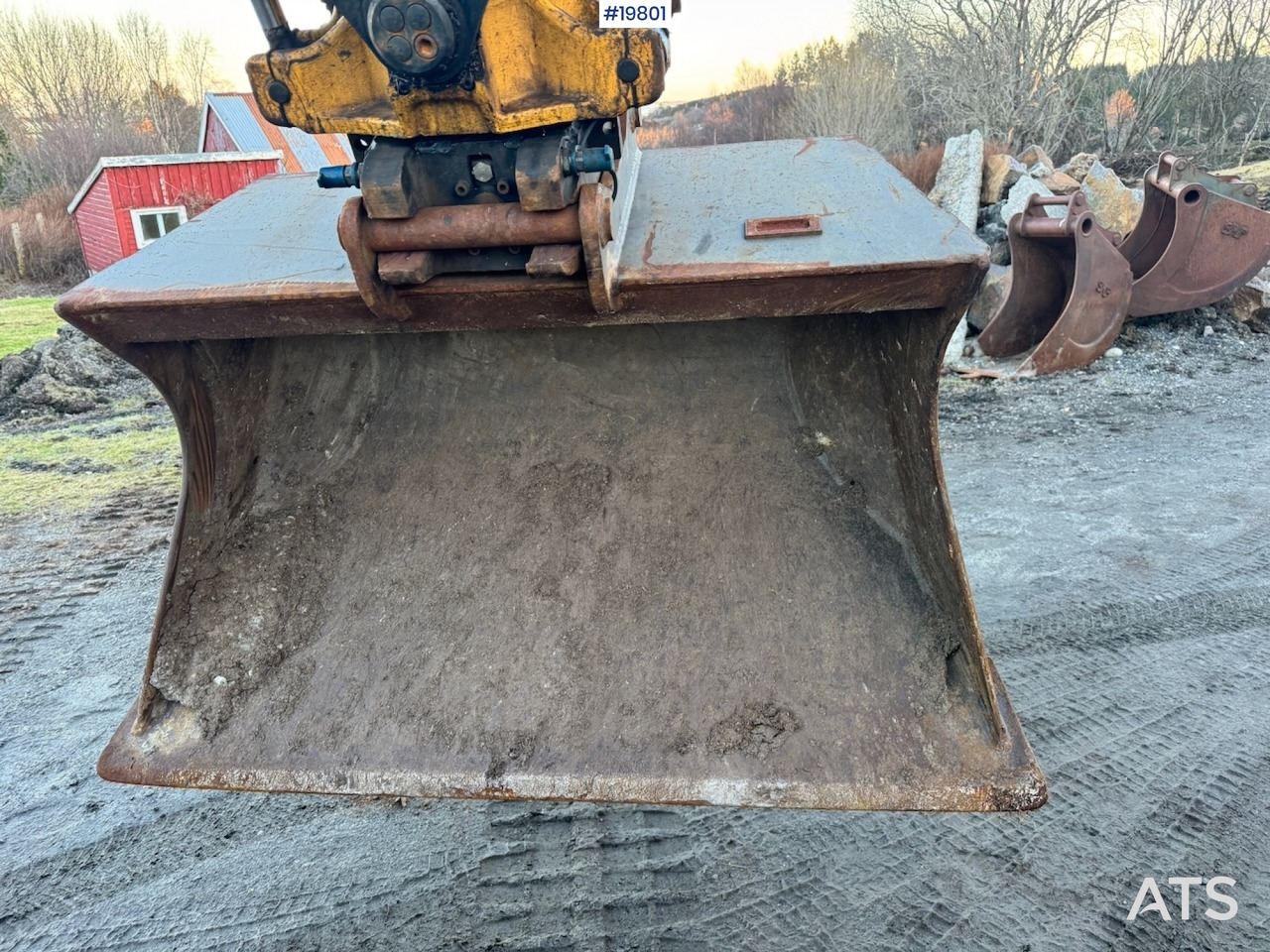굴착기 Kobelco SK75SR-3E : 사진 19