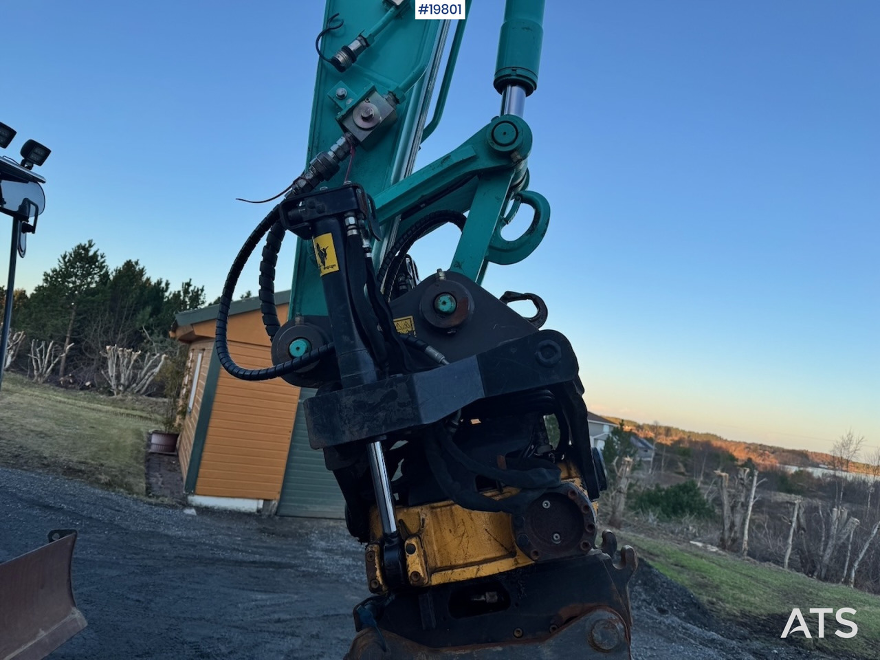 굴착기 Kobelco SK75SR-3E : 사진 21