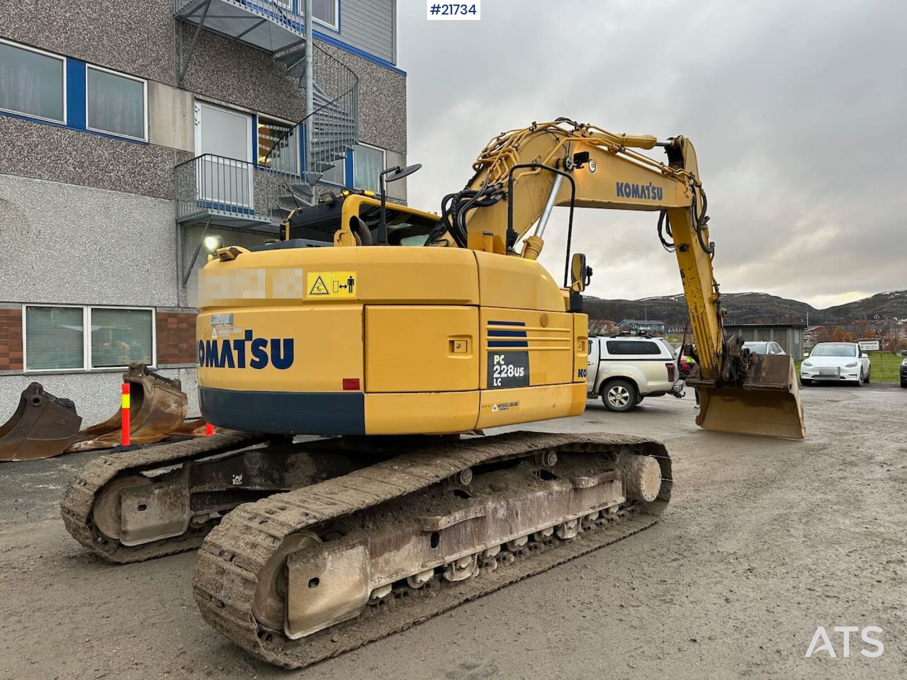 Komatsu PC228USLC-8 gravemaskin m/ 3 skuffer og rototilt. SE VIDEO - 크롤러 굴삭기 : 사진 4 Komatsu PC228USLC-8 gravemaskin m/ 3 skuffer og rototilt. SE VIDEO - 크롤러 굴삭기 : 사진 4
