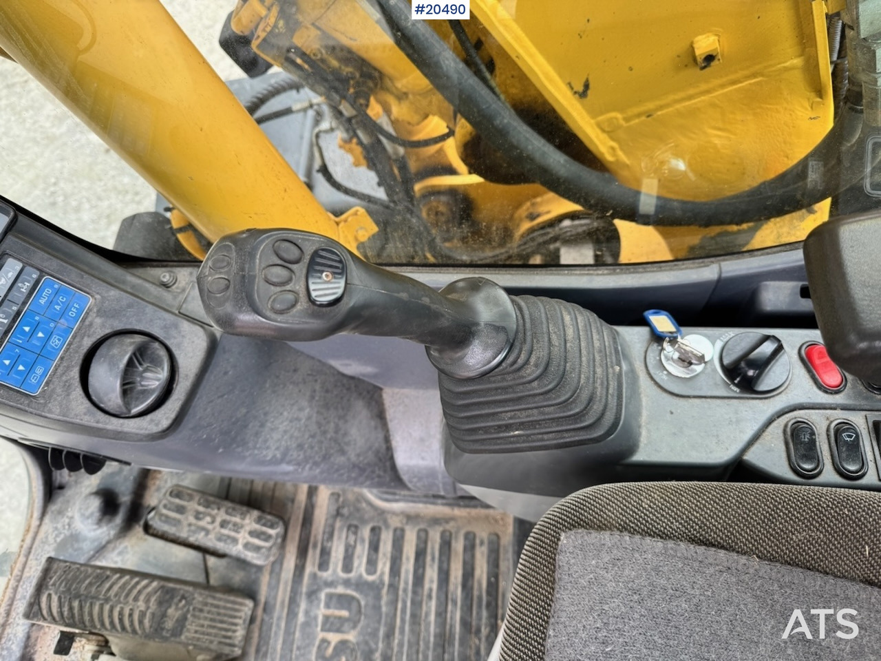 휠 로더 Komatsu PW160-8 : 사진 32
