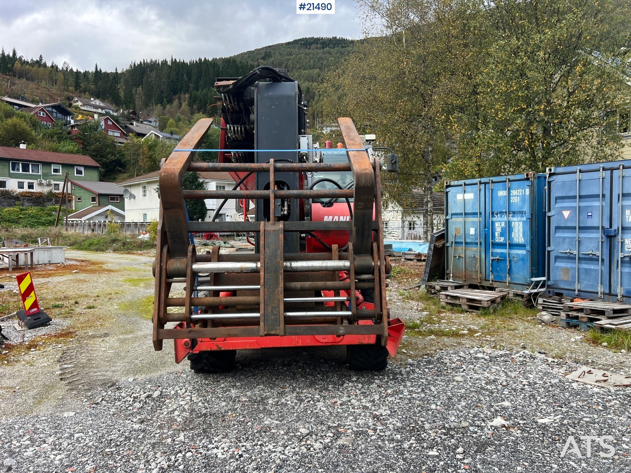 Manitou MRT2540 m/ radiostyring, mannskapskorg, 2 sett pallegafler, jibb med vinsj (1.5 tonn) - 텔레스코픽 핸들러 : 사진 3 Manitou MRT2540 m/ radiostyring, mannskapskorg, 2 sett pallegafler, jibb med vinsj (1.5 tonn) - 텔레스코픽 핸들러 : 사진 3