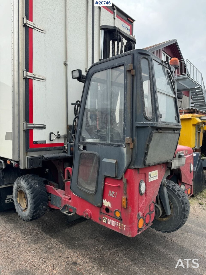 Moffett M4 25.4 - 트럭 장착 지게차 : 사진 2 Moffett M4 25.4 - 트럭 장착 지게차 : 사진 2