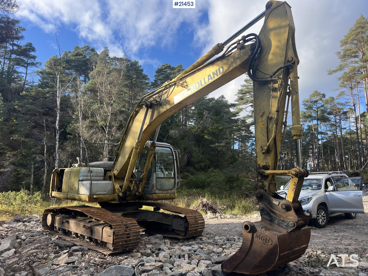 New Holland E215 - 크롤러 굴삭기 : 사진 3 New Holland E215 - 크롤러 굴삭기 : 사진 3