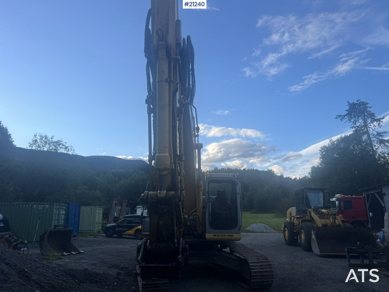 New Holland E265B Gravemaskin m/ graveskuffe og hydraulisk pusseskuffe - 크롤러 굴삭기 : 사진 5 New Holland E265B Gravemaskin m/ graveskuffe og hydraulisk pusseskuffe - 크롤러 굴삭기 : 사진 5