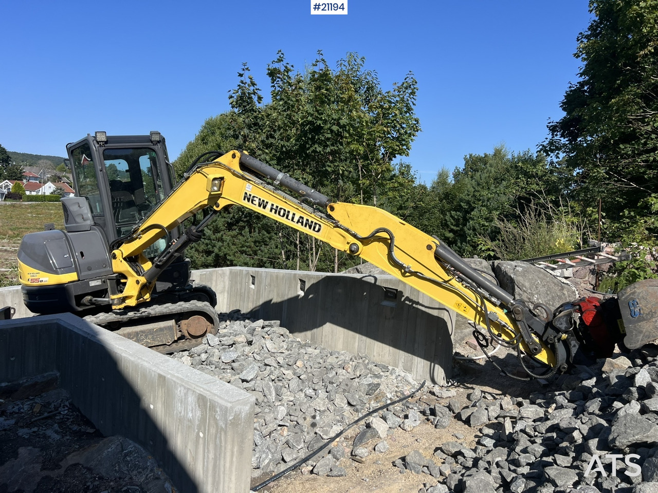 New Holland E55B - 크롤러 굴삭기 : 사진 3 New Holland E55B - 크롤러 굴삭기 : 사진 3