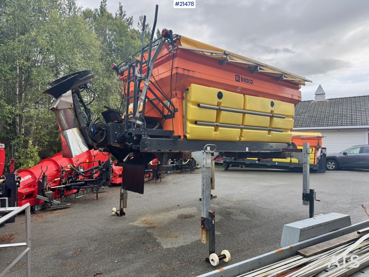 Rasco L4500 - 모래/ 소금 살포기 : 사진 3 Rasco L4500 - 모래/ 소금 살포기 : 사진 3