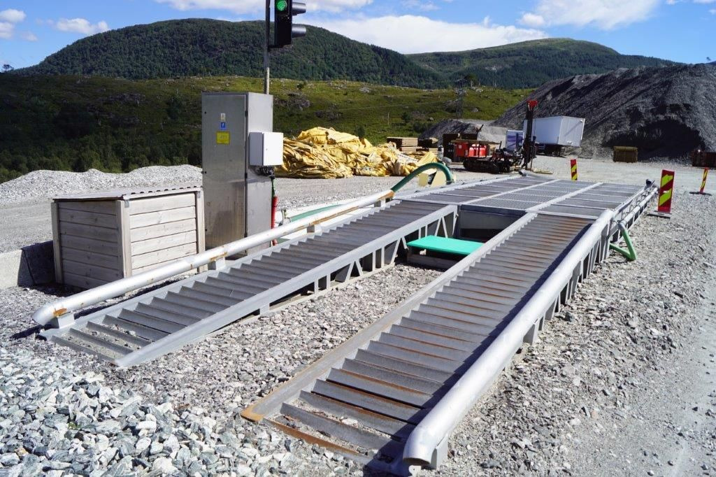 Til lastebil, lite brukt - 부착물 트럭 용 : 사진 2 Til lastebil, lite brukt - 부착물 트럭 용 : 사진 2