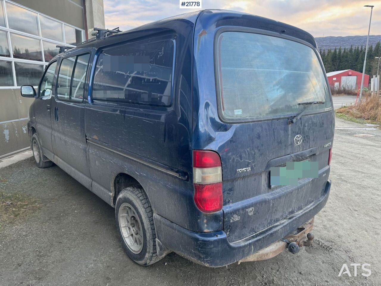 Toyota HIACE - 패널 밴 : 사진 5 Toyota HIACE - 패널 밴 : 사진 5