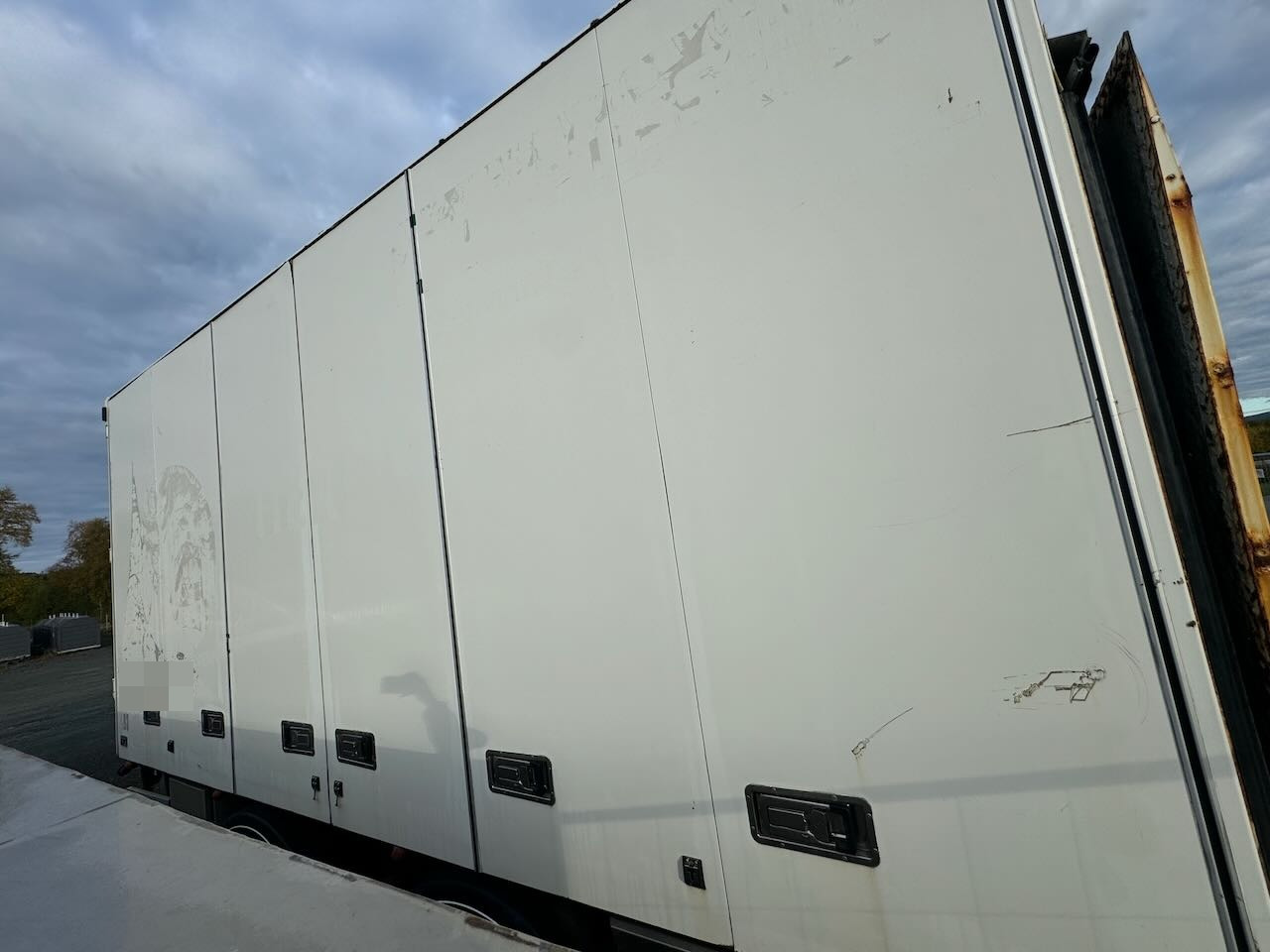 리스 Trailerbygg Trailerbygg skaphenger m/ full sideåpning og lift. Trailerbygg Trailerbygg skaphenger m/ full sideåpning og lift. : 사진 19