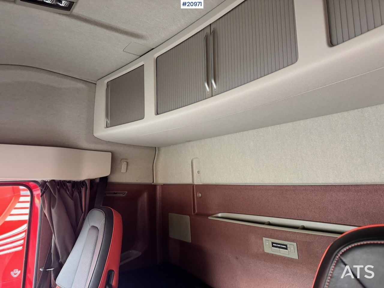 트랙터 유닛 Volvo FH16 650 : 사진 30