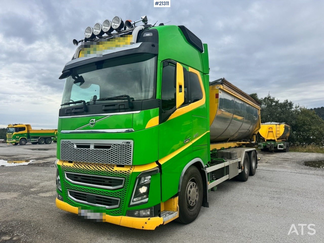 Volvo FH16 750 - 후크 리프트 트럭 : 사진 1 Volvo FH16 750 - 후크 리프트 트럭 : 사진 1