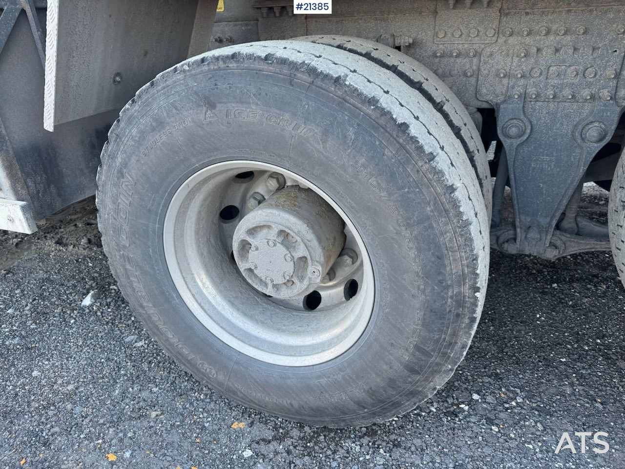 리스 Volvo FH16 Volvo FH16 : 사진 15